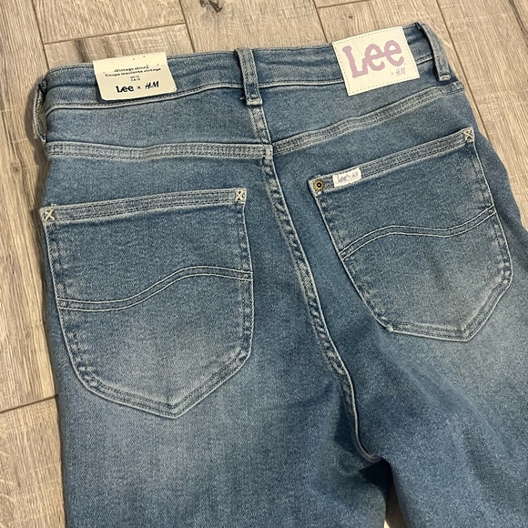 Jeans - Picture 4 of 5